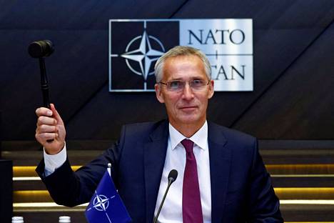 Naton pääsihteeri kuvattuna Brysselissä 13. lokakuuta 2022. 