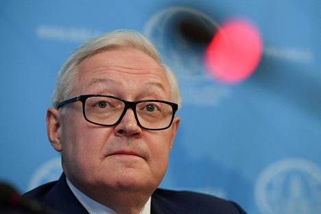 Venäjä ei aio tehdä neuvotteluissa myönnytyksiä Yhdysvalloille, sanoi varaulkoministeri Sergei Rjabkov sunnuntaina.