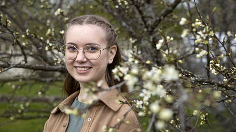 Hilma Tillqvist haki lukioon Poriin, sillä hän halusi luonnontieteelliselle linjalle. Tillqvist haaveilee lääkärin urasta.