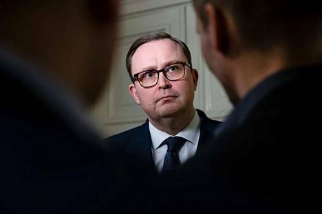 Palvelualojen työnantajien toimitusjohtaja Tuomas Aarto pitää hyvänä, että selvityshenkilöt tulevat mukaan ratkomaan Postin työriitaa. Arkistokuva. 