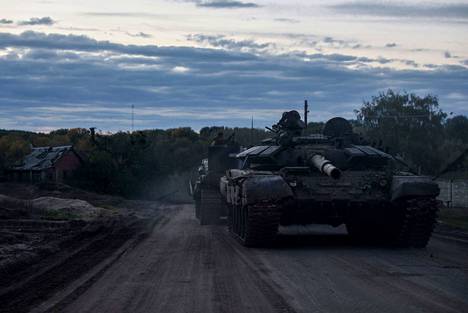 Wall Street Journal -lehden mukaan suurin osa Ukrainan ulkomailta saamasta raskaasta sotakalustosta on peräisin vetäytyneiltä venäläisjoukoilta.