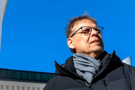 Kansanedustaja, Tampereen ex-pormestari Lauri Lyly sanoo, että häneltä vapautuva konsernijaoston puheenjohtajan paikka on yksi kaupungin merkittävimmistä luottamustehtävistä ja valta-asemista.