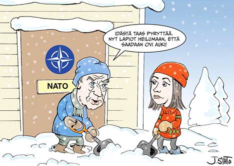 Aamulehti 4.1.2022. Tammikuussa sai tehdä lumitöitä hiki hatussa. Nato-keskustelu nosti päätään.