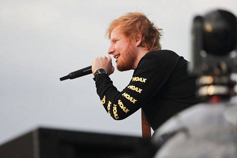 Ed Sheeran esiintyi Suomessa Malmin lentokentällä heinäkuussa 2019.