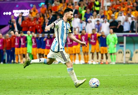 Argentiina eteni MM-välieriin rangaistuspotkujen jälkeen. Lionel Messi osui omasta pilkustaan.