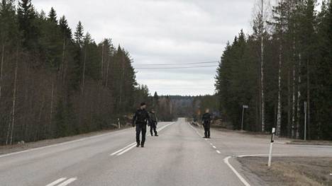 Poliisi sulki tiistaina tien 66 Juupajoella Korkeakosken risteyksen kohdalta, eikä Ruoveden suuntaan päässyt. Tiesulku päättyi neljän aikaan iltapäivällä.