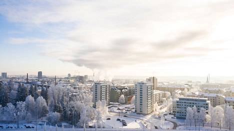 Tästä jutusta näet Tampereen asuinalueiden suosion ja myös sen, minkä kokoisia asuntoja eri asuinalueilta haetaan. Tampereen keskusta on suosittu asuinpaikka. Arkistokuva on otettu Särkänniemen suunasta helmikuussa 2021.
