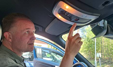 Keuruulainen Petri Tuominen on tyytyväinen, että hänen autonsa varustelusta löytyy eCall-järjestelmä. Hänen toiveenaan on, ettei hätäviestipuhelua tarvitsisi koksaan käyttää.