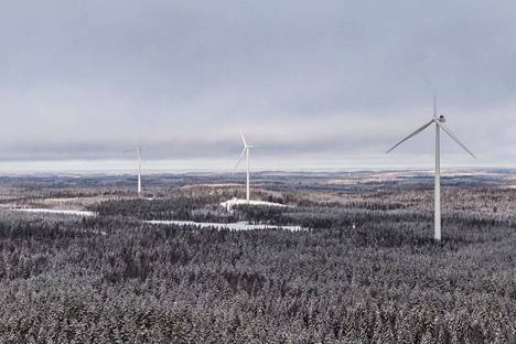 Urjalaan on pystytetty kolme tuulivoimalaa, joista yksi oli testikäytössä helmikuussa. 