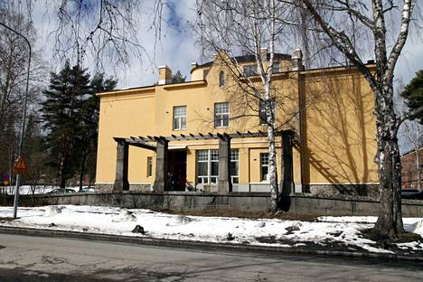 Entisessä ruotsinkielisessä vanhainkodissa toimii nykyään Pirkanmaan musiikkiopisto. Uusi rakennus sijoittuu sen länsipuolelle.