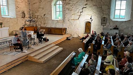 Suomalainen yhtye Ensemble Gamut konsertoi Pyhän Marian kirkossa maanantaina.