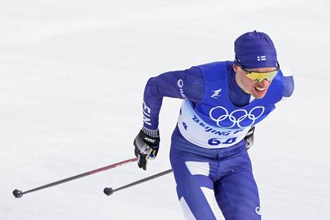 Iivo Niskanen hiihti olympiakultaa perjantaina 15 kilometrin perinteisen hiihtotavan väliaikalähtökilpailussa.