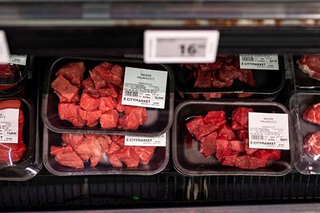 Henkilö, joka ei syö mitään eläinkunnasta peräisin olevia tuotteita on vegaani. Pitäisikö lihaa syöville kehittää vastaava nimitys: lihaani?