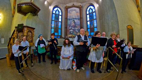 Mänttä-Vilppulan seurakunnan Draamaryhmä esittää koskettavan Hyvän ja pahan taistelun vielä kerran tänä syksynä Vilppulan kirkossa 14. marraskuuta.