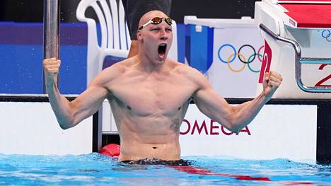 Porin Uimaseuran Matti Mattssonin pronssimitali Tokion olympiakisoissa 2021 oli Suomen uinnille huikea saavutus. Kattojärjestön ovet kävivät kuitenkin samaan aikaan kuin amerikkalaisessa saluunassa. 