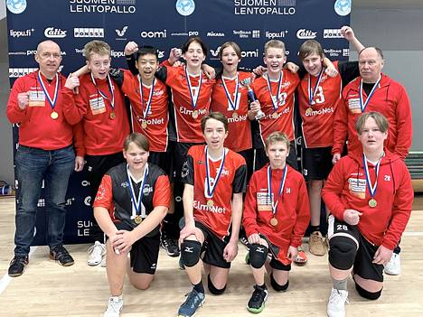 Vilppulan Tähden C-poikien joukkue vei nimiinsä lounaisen alueen mestaruuden.