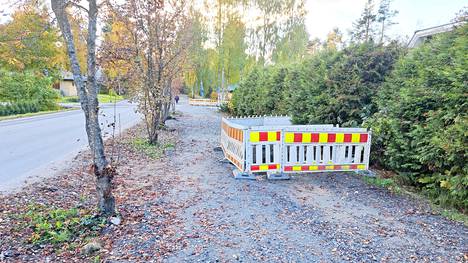 Kivelän asuinalueen vesijohtotyöt Keuruulla jatkuvat keskiviikkona, jolloin vesiverkoston sivuhaaroja aletaan liittää uuteen vesijohtolinjaan