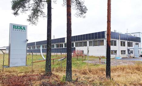Reka Kaapeli Oy:n kaapelituotanto siirtyy yrityskaupan myötä ranskalaiselle Nexans-konsernille. Reka Kaapelin tuotantolaitoksia sijaitsee Hyvinkäällä, Riihimäellä ja Keuruulla.