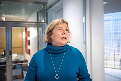 Tampereen yliopiston rehtori Mari Walls osallistui yliopiston hallituksen kokoukseen Tampere-talossa marraskuussa.