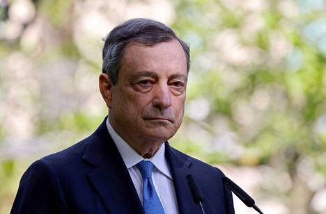 Italian pääministeri Mario Draghi on uusinut eronpyyntönsä. Draghi kuvattiin 16. kesäkuuta, kun hän vieraili Kiovassa.