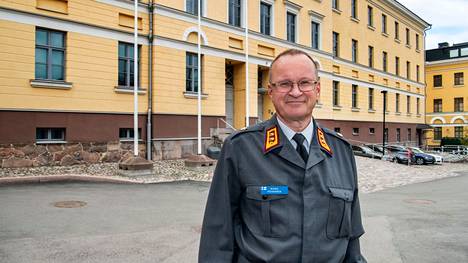 Suomen EU:n ja Naton sotilasedustaja, kenraalimajuri Mikko Heiskanen yllättyi alkukeväällä, kun kävi ilmi, ettei Suomella ollut Nato-optiota ajatellen lainkaan lunastussuunnitelmaa.