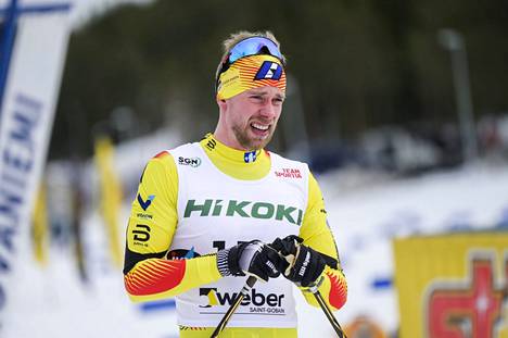 Olympiamitalisti Joni Mäki tulee Tampereen SM-hiihtoihin kilpailutauolta. Mäki edustaa seuratasolla Pohti Ski Teamia.