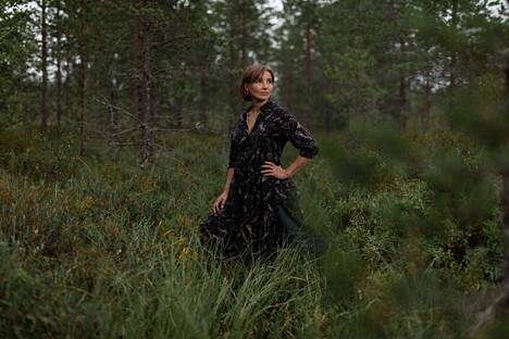 Jenni Räinä haluaa pysyä Pohjois-Suomessa. ”Kaipaan tunteen siitä, että kun lähden tästä eteenpäin löydän heti suot ja metsät, meren ja joet.” 