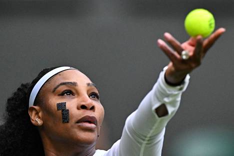 Serena Williams pelasi Wimbledonin tennisturnauksessa 21 kertaa. 