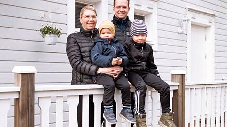 Meeri Saarinen ja Heikki Kaira kokivat helpoksi toimia OP Pohjois-Hämeen sekä OP Kodin kanssa, vaikka välimatkaa oli Helsingistä Keuruulle melkoisesti. Uusi koti Keuruulla, Meerin kotiseudulla on mieluisa asia koko perheelle.