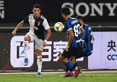 Juventuksen ja Interin olisi tarkoitus kohdata sunnuntai-iltana Serie A:n huippuottelussa.