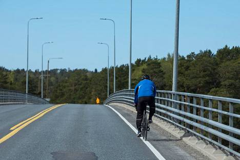 Oteran Oy:n urakka sisältää 1,5 kilometriä uutta pyörätietä sekä uuden kevyenliikenteen teräsrakenteisen sillan Särkänsalmen ylitse.