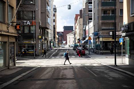 Keväällä 2020 poikkeusolot tyhjensi Tampereen keskustan miltei täydellisesti. Hätäjarrumekanismissa poikkeusolojen julistaminen on viimeinen keino.