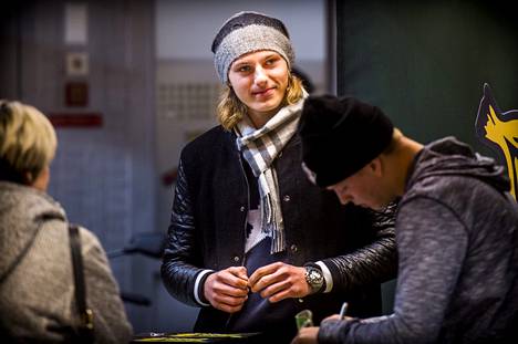 Roope Hintz on tyyliniekka ja NHL:n supertähti, näin hän on noussut - NHL -  Aamulehti