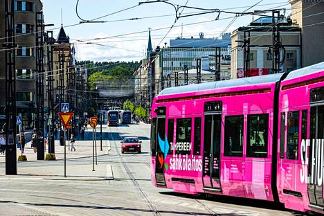 Ilveksen ja Tapparan kiekkopelien pääsyliput toimivat syyskuusta alkaen ratikan, bussien ja junien matkalippuina Nysse-alueella.