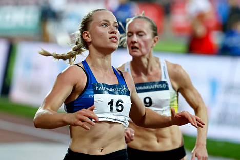 Jännittävästä syntymäpäivästä oli tulossa täydellinen Ratinan illassa –  Pirkitta Marjanen, 20, on Suomen viidenneksi nopein nainen: ”Vähän pettymys  pyörii mielessä” - Urheilu - Satakunnan Kansa