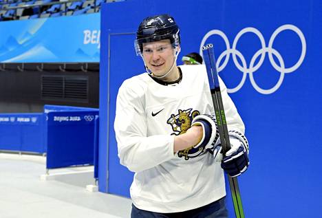 Avangard Omskia viime vuosina edustanut puolustaja Ville Pokka oli mukana Pekingin olympialaisissa kultaa voittaneessa maajoukkueessa.