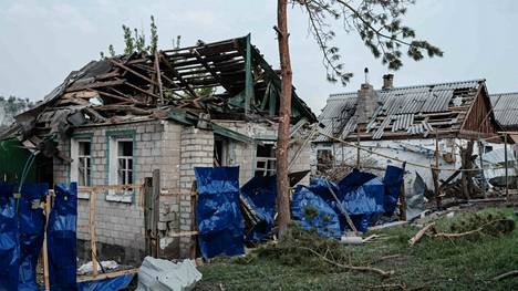 Venäläisten joukkojen tuhoamia taloja Bilogorivkassa Luhanskissa. 