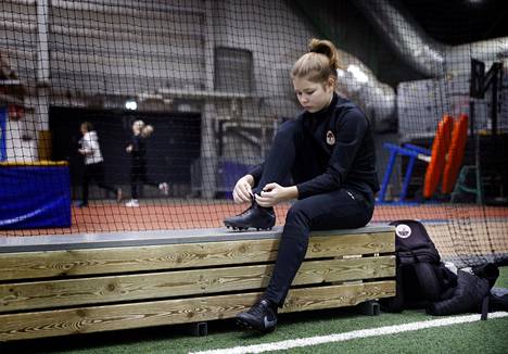 Alina Ylinaatulla on todettu esikouluikäisestä lähtien ykköstyypin diabetes. Se ei ole estänyt Musassa keskikentällä pelaavan Alinan harrastusta.