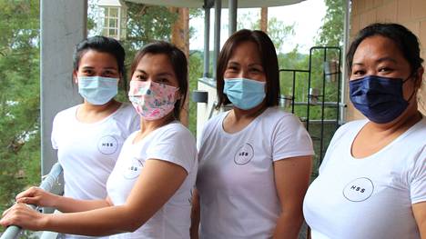 Michelle Macawile, Catherine T. Perero, Alona Lee Evalaroza ja Sheryl C. Morados kouluttautuivat hoiva-avustajiksi viime syksynä Karkussa. Nyt filippiiniläisiä hoitajia on tarkoitus rekrytoida lisää Pirkanmaalle. 