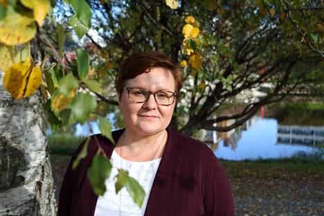 Hanna Helaste on toiminut Jämsän kaupunginjohtajana vuodesta 2020 lähtien. Sitä ennen hän työskenteli Pohjois-Savoon kuuluvan Keiteleen kunnanjohtajana.