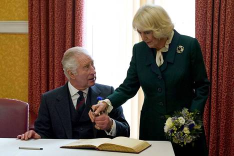 Kuningas Charles ja kuningatar Camilla Skotlannissa lokakuussa.