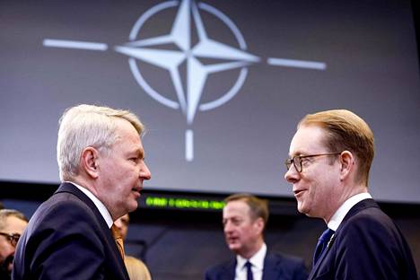 Pekka Haavisto kommentoi Suomen Natoon liittymistä saapuessaan  ulkoministerikokoukseen päämajalle - Kotimaa - Aamulehti