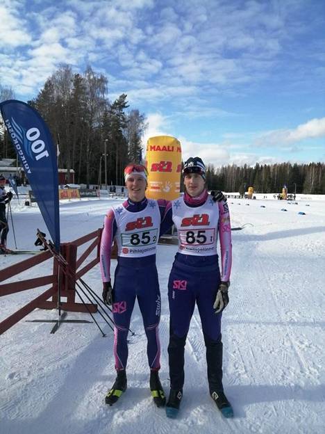 Elias Ruokostenpohja ja Valtteri Kinnunen hiihtivät parisprintissä pronssille.