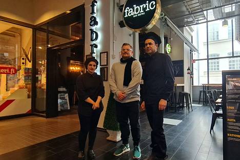 Santeri Vuosara on ohjannut Shabana ja Rokai Noruzin Afgan-ravintolahanketta Finlaysonin Siperia-liikekeskuksessa.