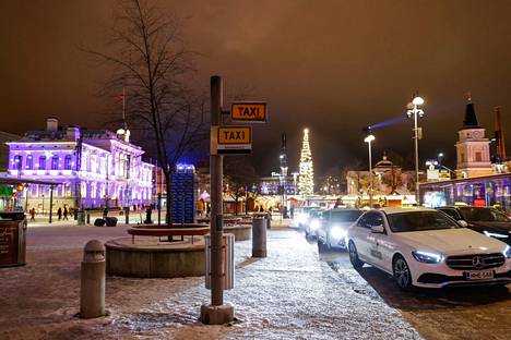 AKT:n lakko alkaa keskiviikkoyönä. Tampereen seudun taksien osalta edessä on todennäköisesti kiireinen aamu. 