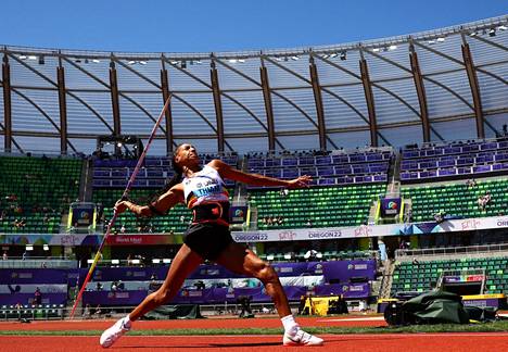 Nafissatou Thiam on maailman paras seitsenottelija. Vaikka keihäs ei onnistunut, hän voitti maailmamestaruuden.