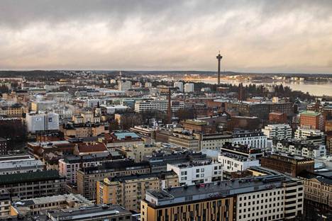 Tampereen väkiluku oli viime vuoden lopulla 249 060. Tältä Tampereen keskustan kattojen yllä näytti 16. tammikuuta.