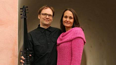Eero Palviainen ja Sanna Vuolteenaho esiintyvät konsertissa, jonka kolehti ohjataan Ukrainaan.