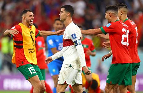 Portugalin kapteeni ja supertähti Cristiano Ronaldo häipyi pikavauhtia pukukoppiin, kun Marokko oli voittanut Portugalin puolivälierässä ja edennyt välieriin.