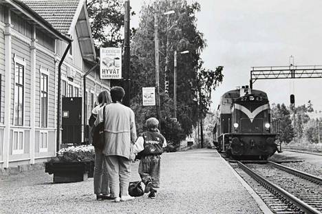 Nostalginen kuvagalleria: Rautatie on tuonut ja vienyt Nokialta 1800-luvun  lopulta asti – näin junaliikenne on muuttunut - Elämänmeno - Nokian Uutiset